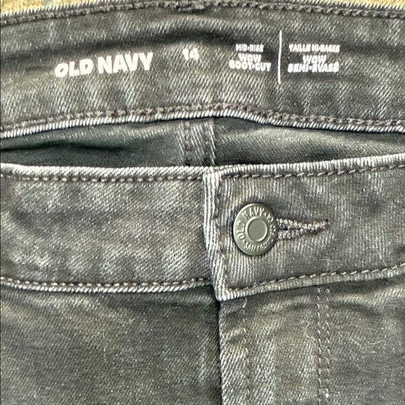 Old Navy Women's Black Denim Midrise Wow Boot-Cut Jeans. Size 14 - Picture 3 of 7